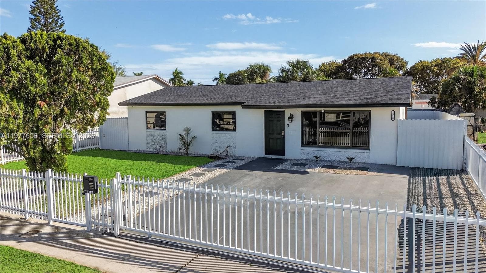 1318 13th St, West Palm Beach, FL 33401 — zdjęcie 2