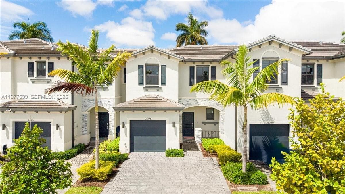 20344 NW 6th Pl, Miami Gardens, FL 33169