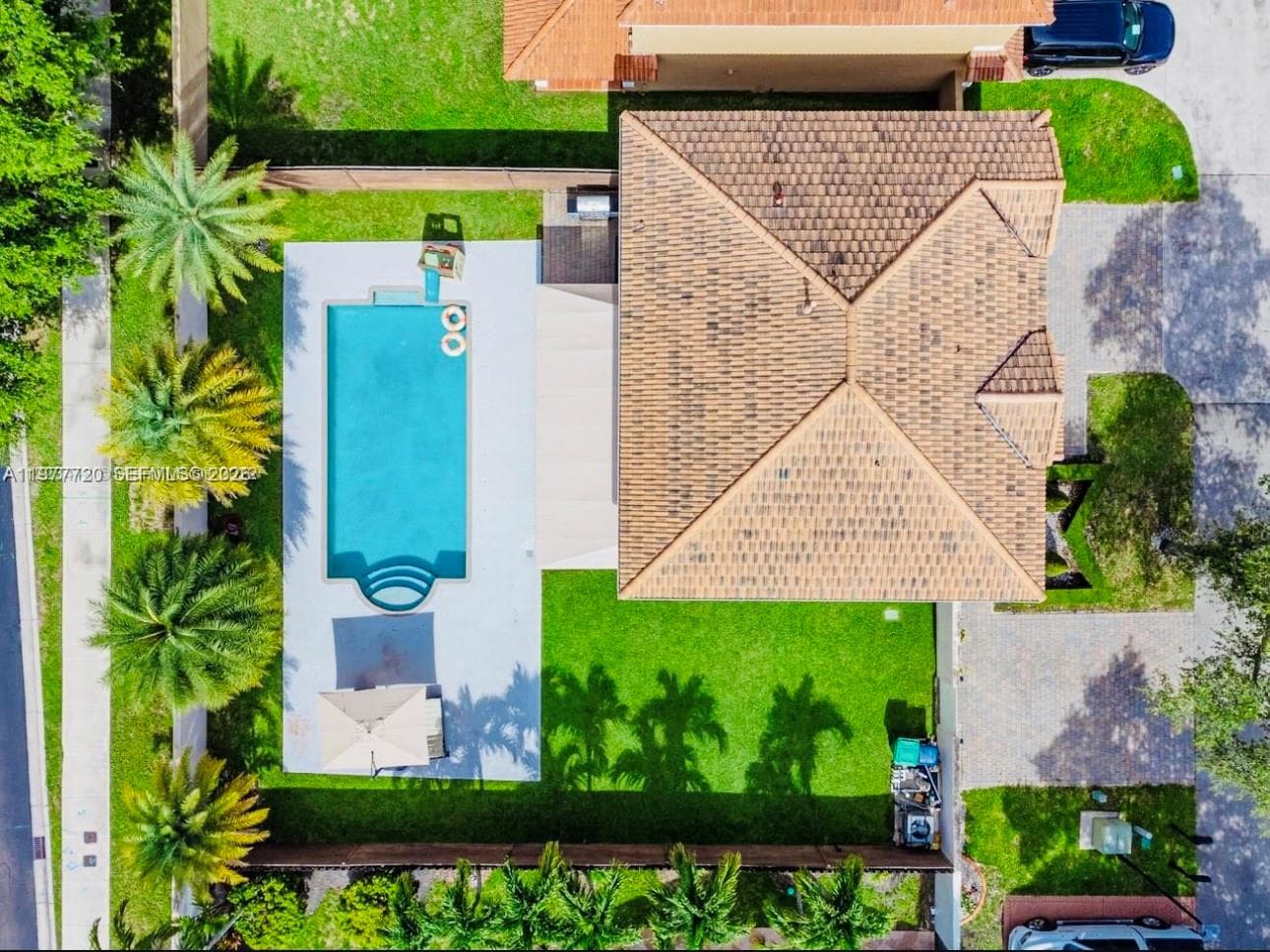 8826 NW 189th Ter, Hialeah, FL 33018 — zdjęcie 5