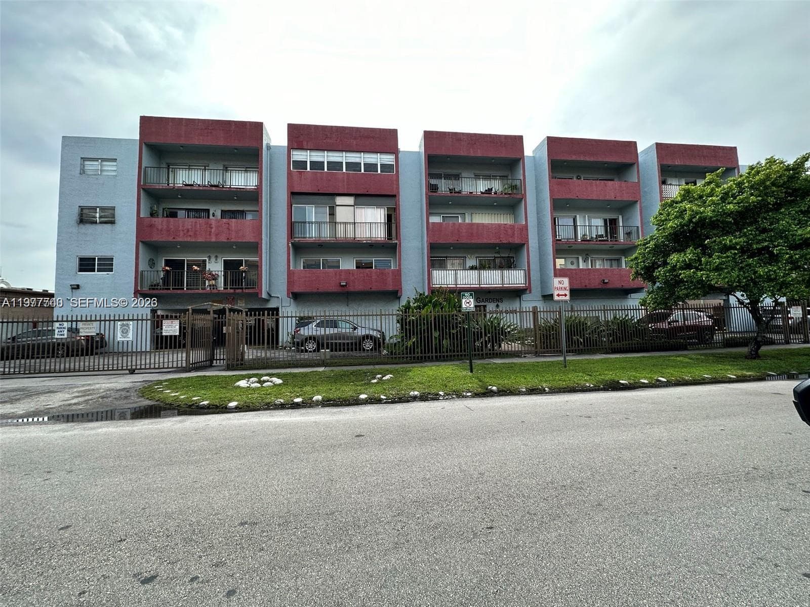 6070 W 19th Ave # 309, Hialeah, FL 33012