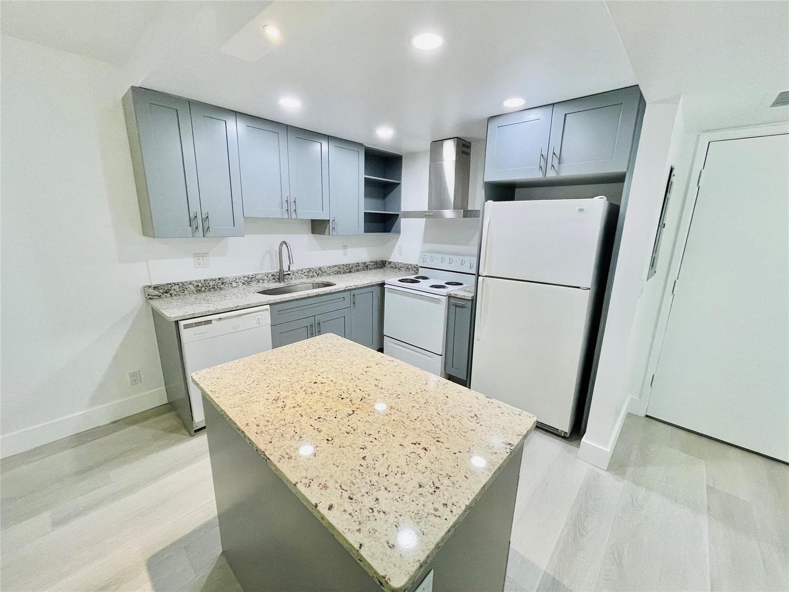 257 S Cypress Road # 414, Pompano Beach, FL 33060 — zdjęcie 4