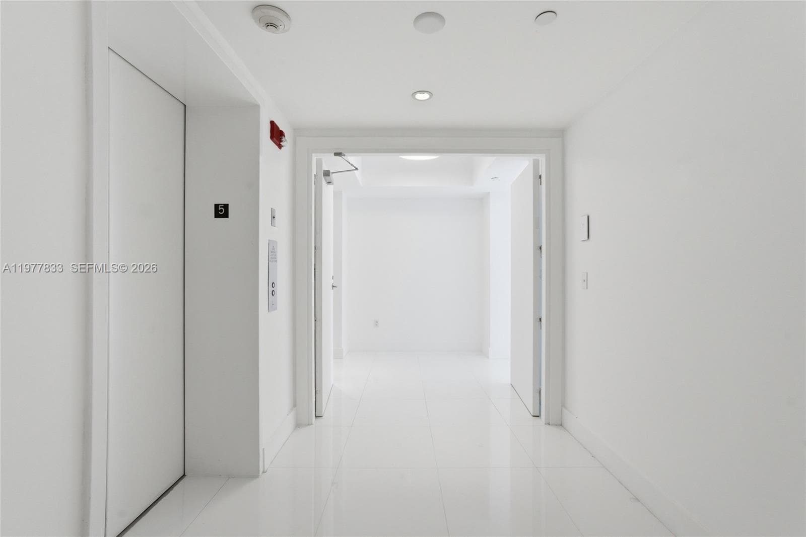 2627 S Bayshore Dr # 501, Miami, FL 33133
