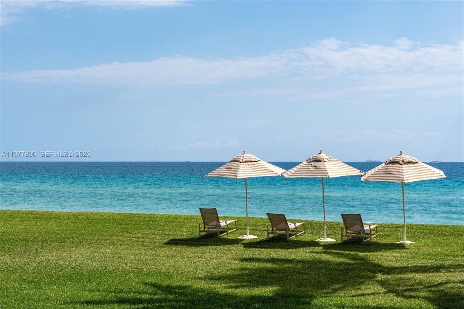 355 Ocean Blvd, Golden Beach, FL 33160 — zdjęcie 2