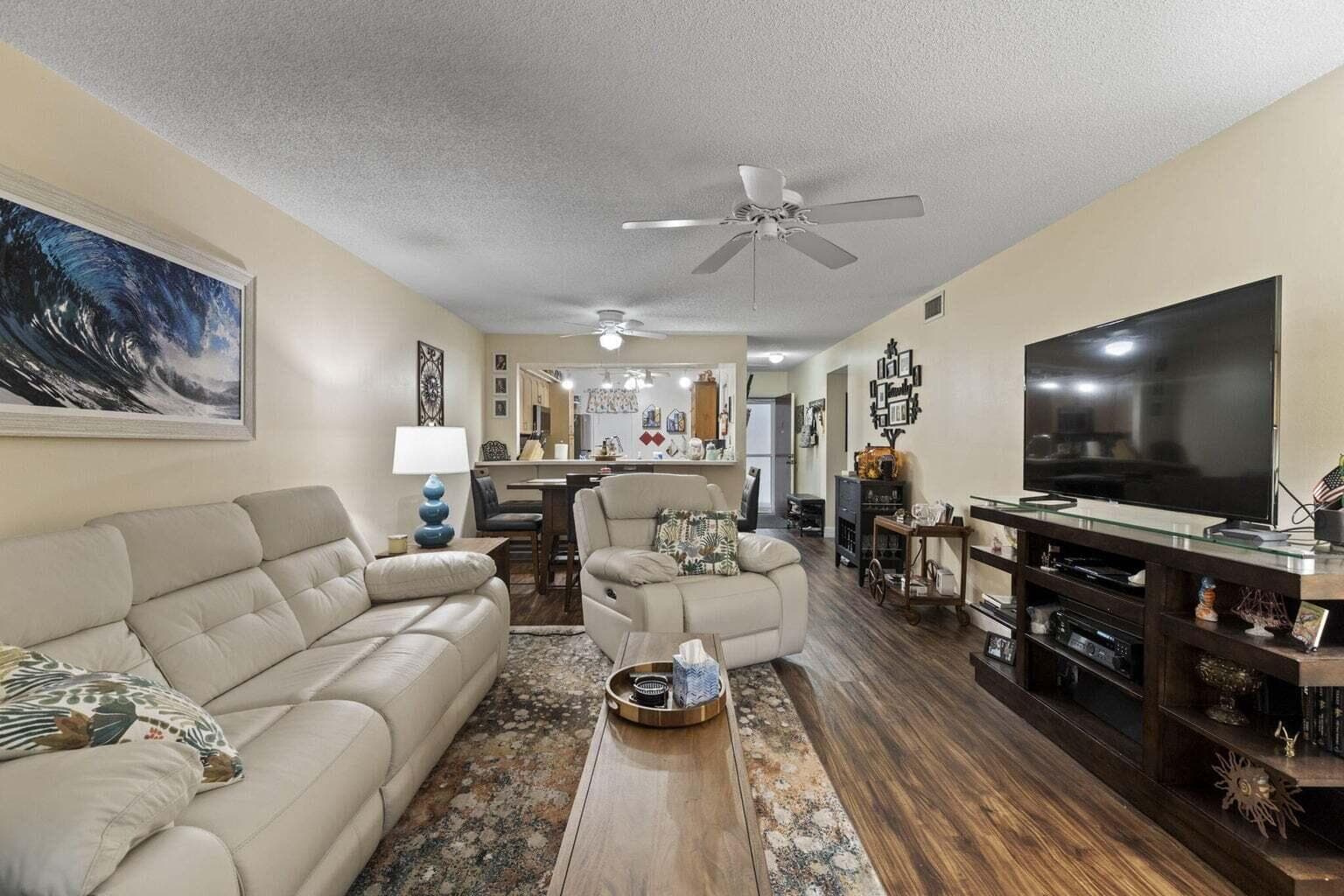 2302 Sunrise Boulevard # 206, Fort Pierce, FL 34982 — zdjęcie 4