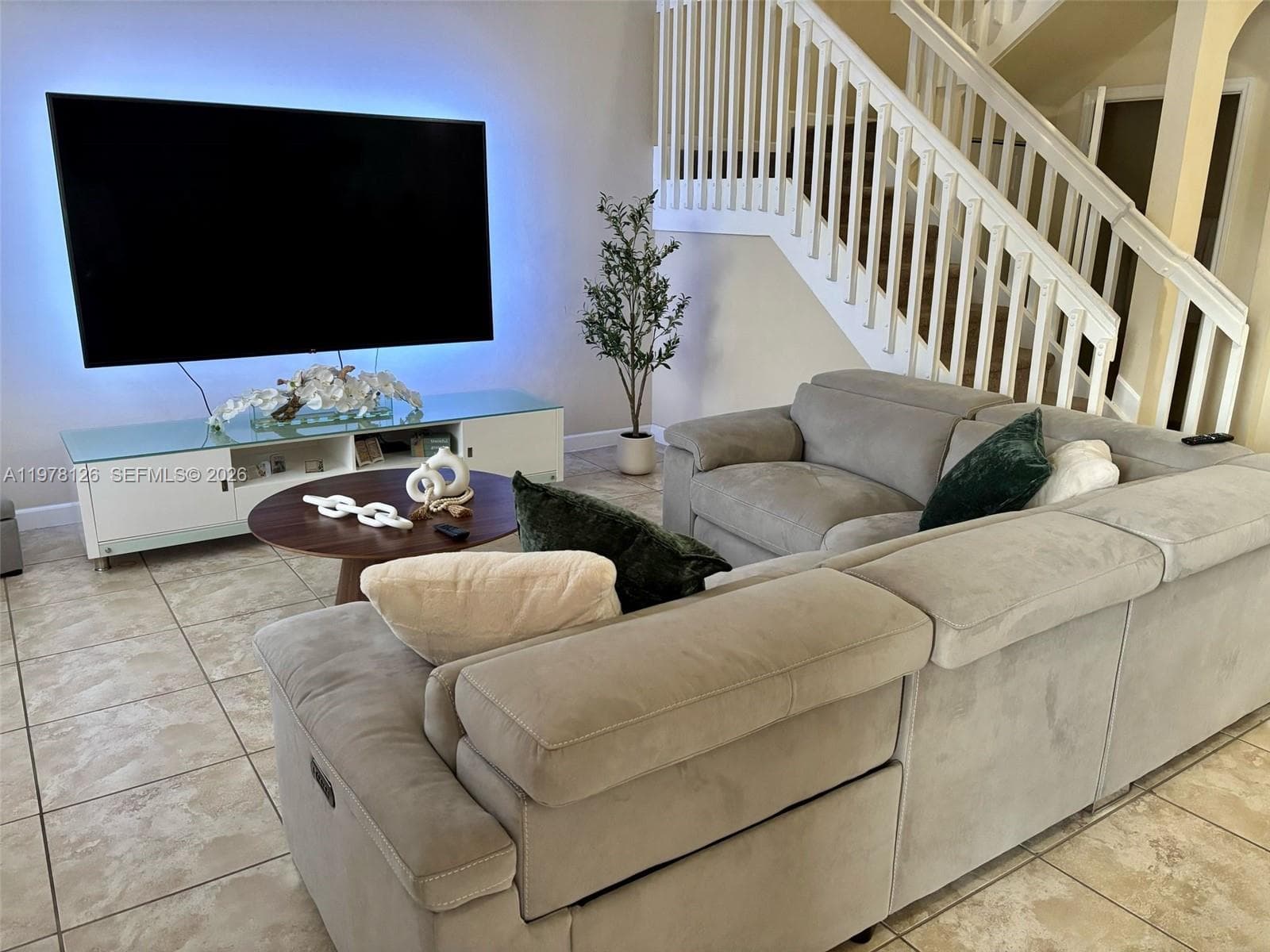 3544 W 88th Ter, Hialeah, FL 33018 — zdjęcie 2