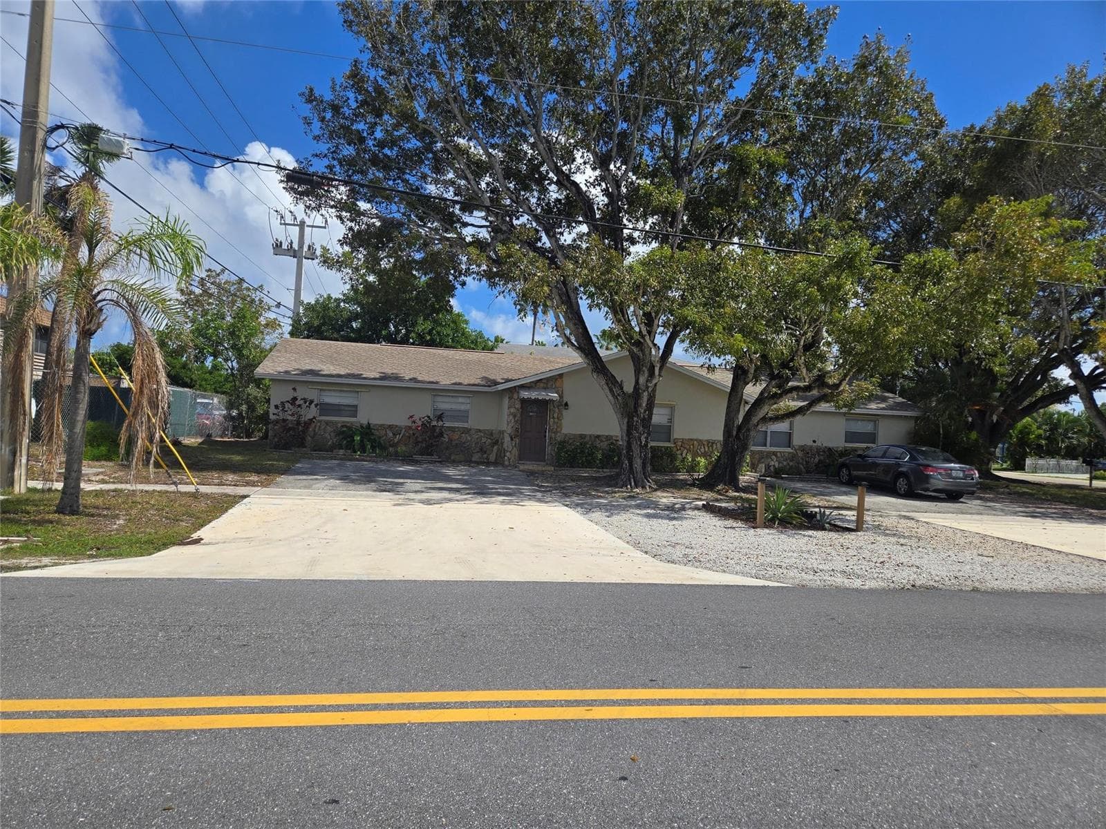 296 Alemeda Drive, Palm Springs, FL 33461 — zdjęcie 2