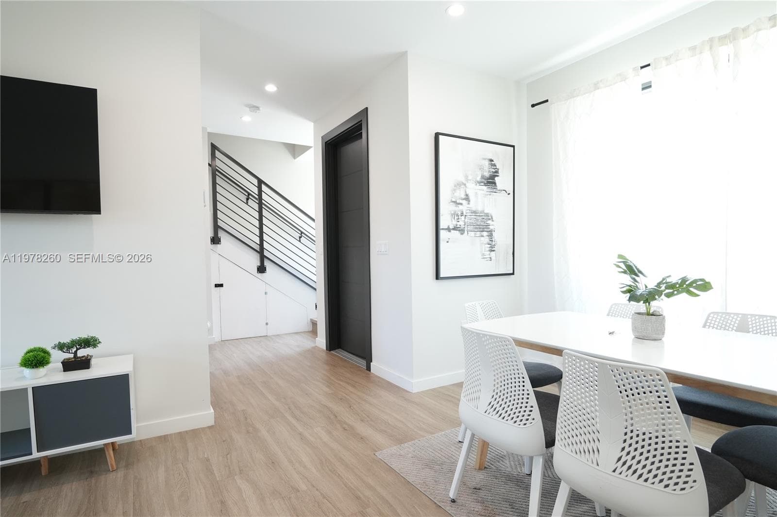 211 SE 4th St # 3, Hallandale Beach, FL 33009 — zdjęcie 3