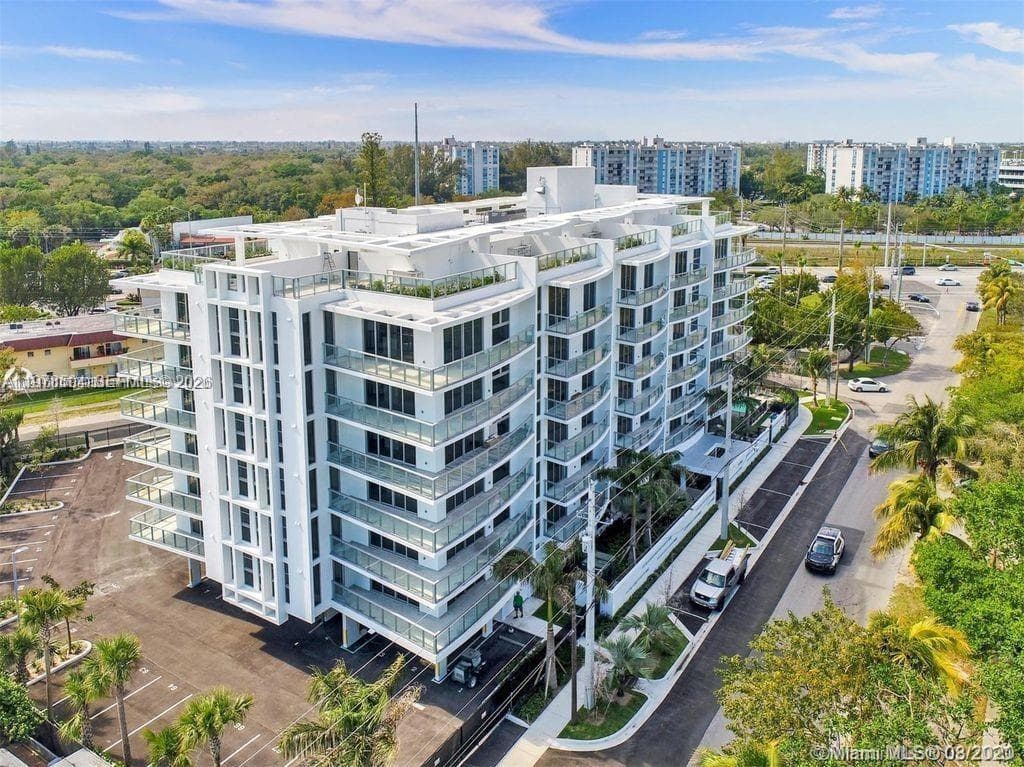 13800 Highland Dr # 403, North Miami Beach, FL 33181 — zdjęcie 2