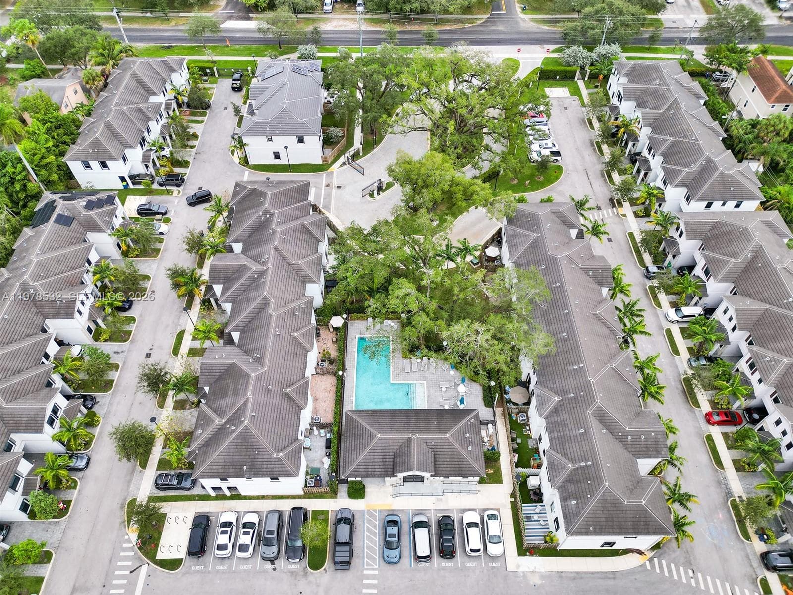 1609 SW 28th St, Fort Lauderdale, FL 33315 — zdjęcie 2
