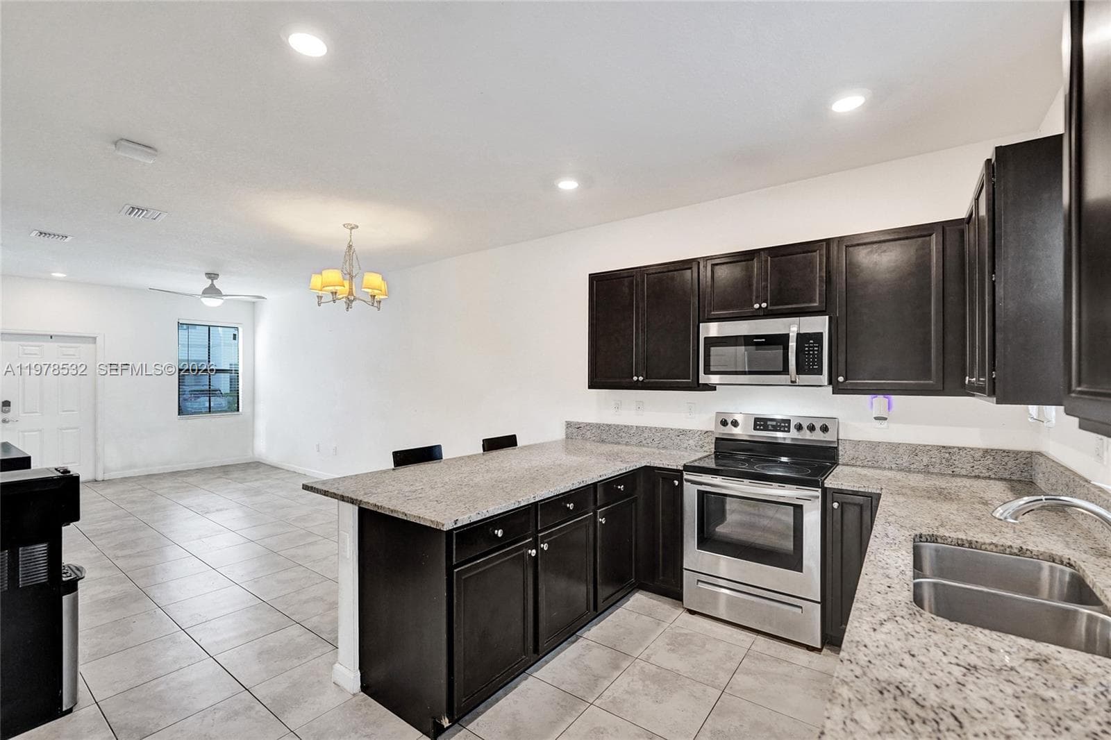 1609 SW 28th St, Fort Lauderdale, FL 33315 — zdjęcie 3