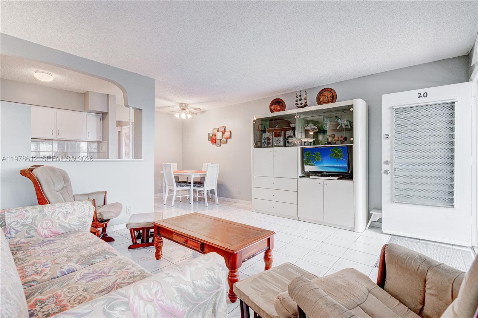800 SW 10th Ter # 20T, Hallandale Beach, FL 33009 — zdjęcie 3