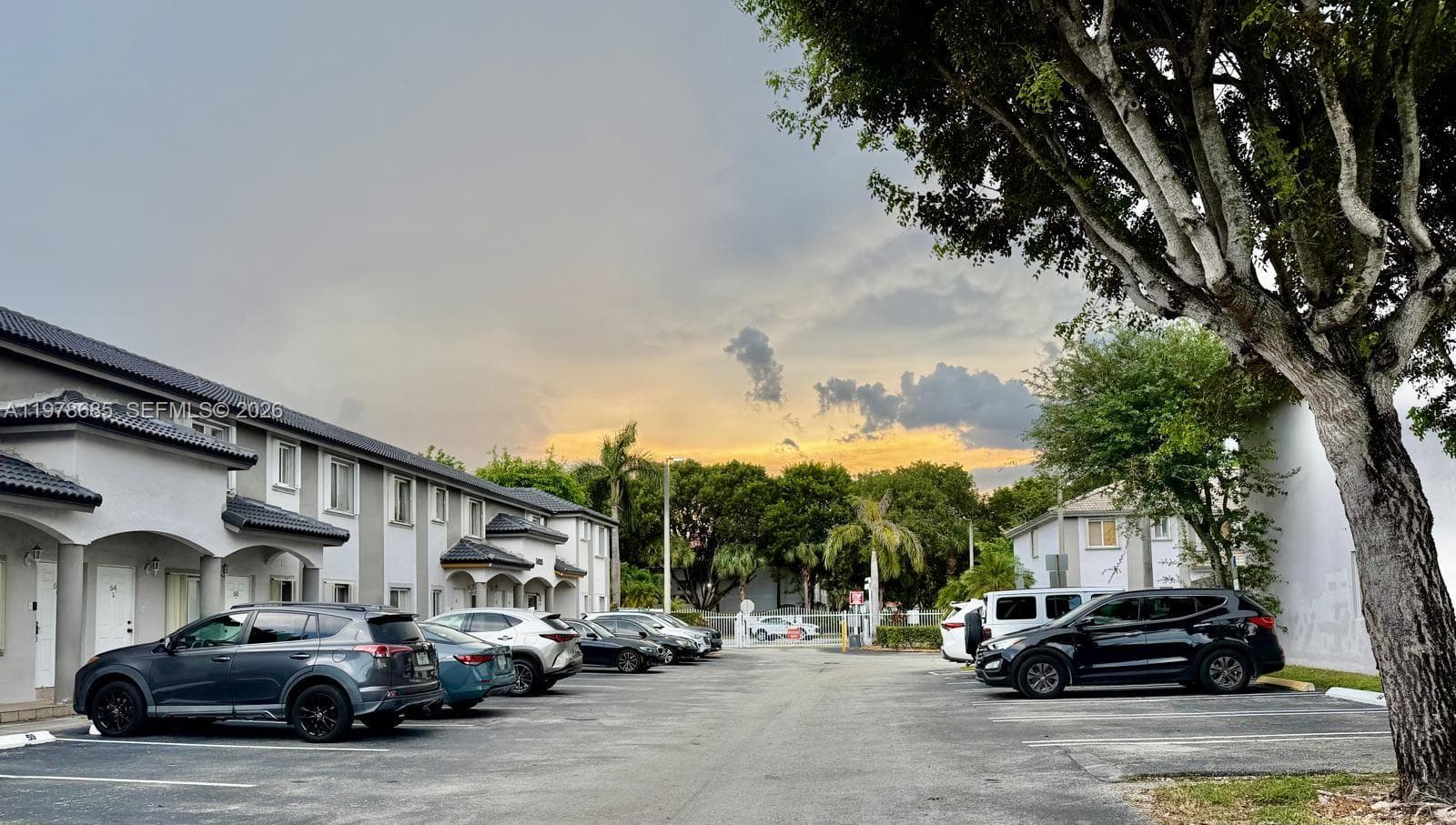 5605 NW 109th Ave # 76, Doral, FL 33178 — zdjęcie 4