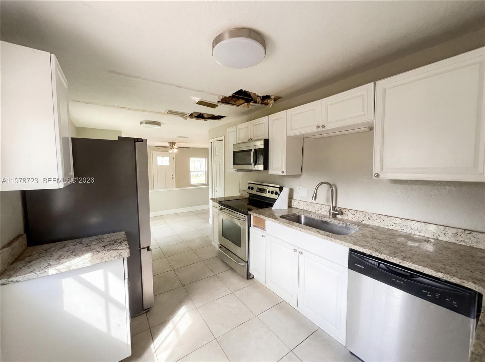 244 S Rhodes, Mount Dora, FL 32757 — zdjęcie 2