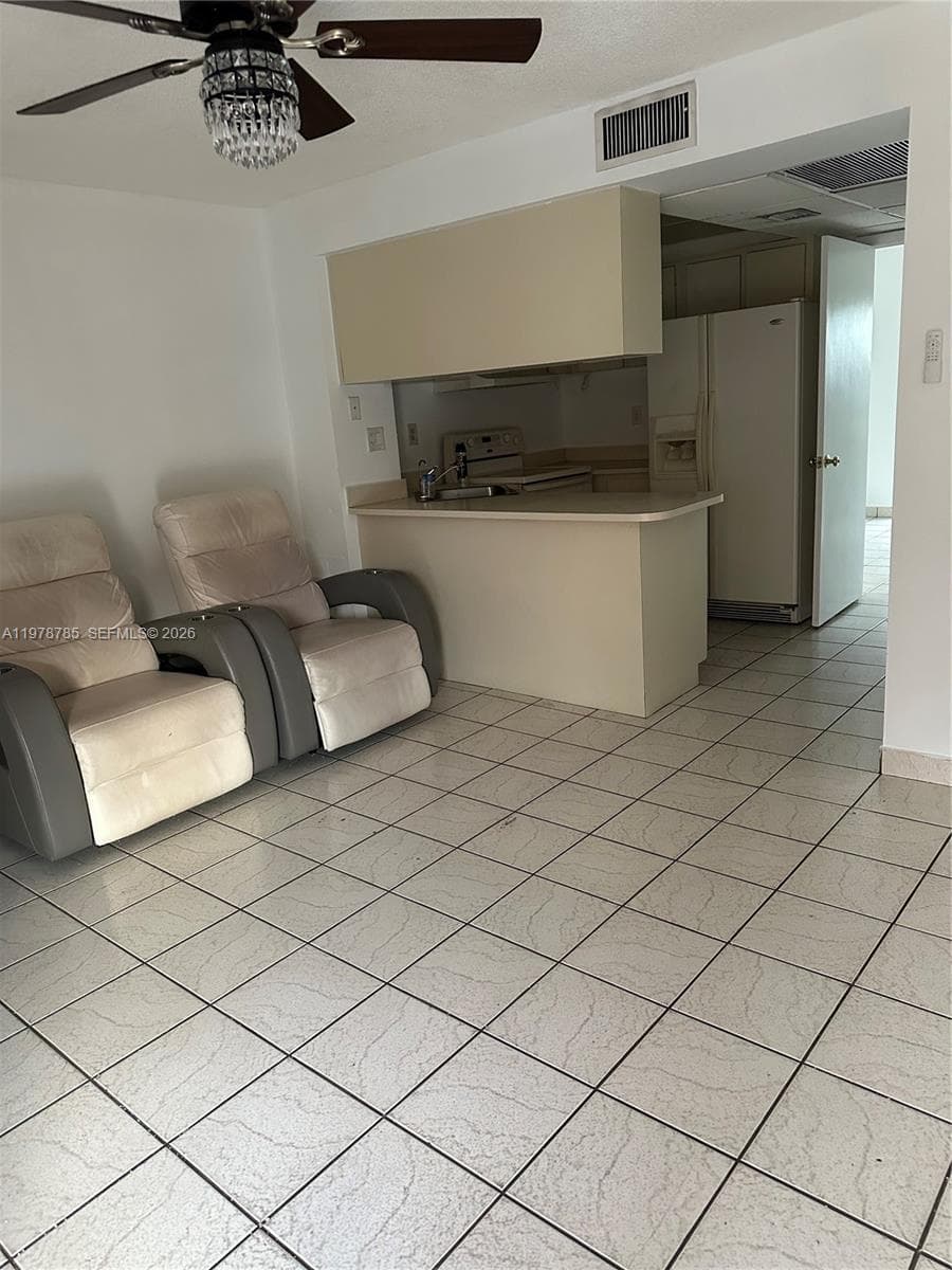 2194 W 60th St # 22213, Hialeah, FL 33016 — zdjęcie 3