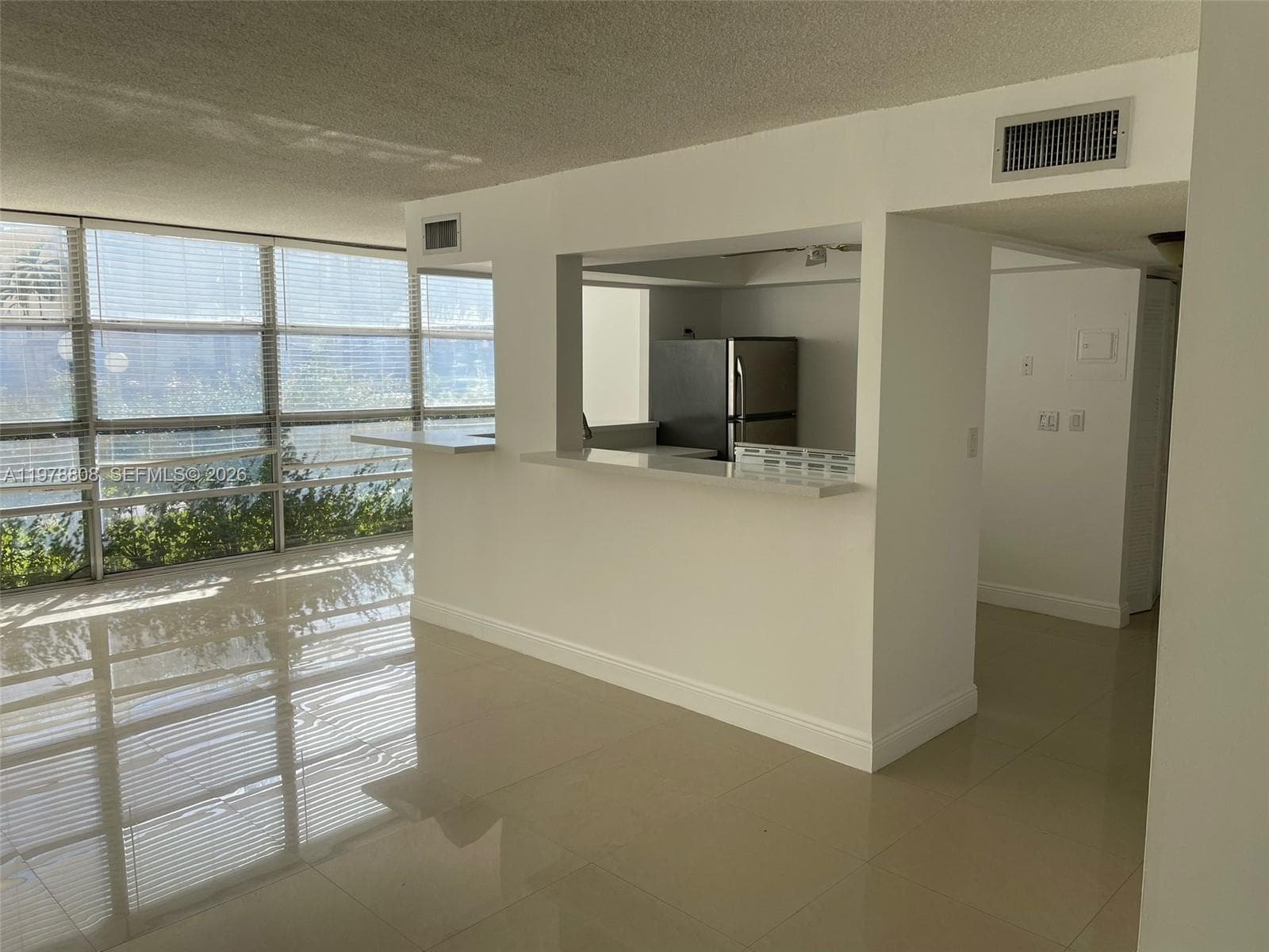 851 Three Islands Blvd # 109, Hallandale Beach, FL 33009