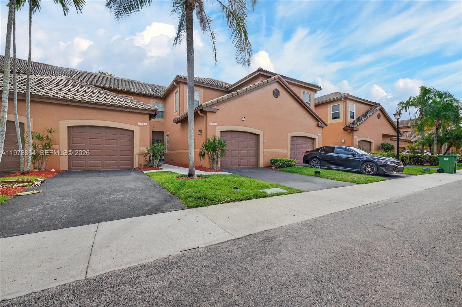 1594 Barcelona Way # 5-18, Weston, FL 33327