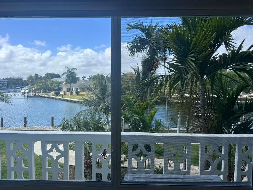 455 Golden Isles Dr # 203, Hallandale Beach, FL 33009 — zdjęcie 5
