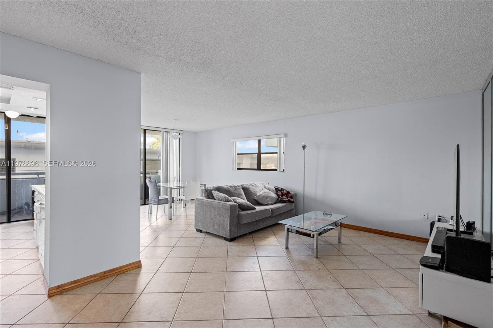 7300 Wayne Ave # 217, Miami Beach, FL 33141 — zdjęcie 5