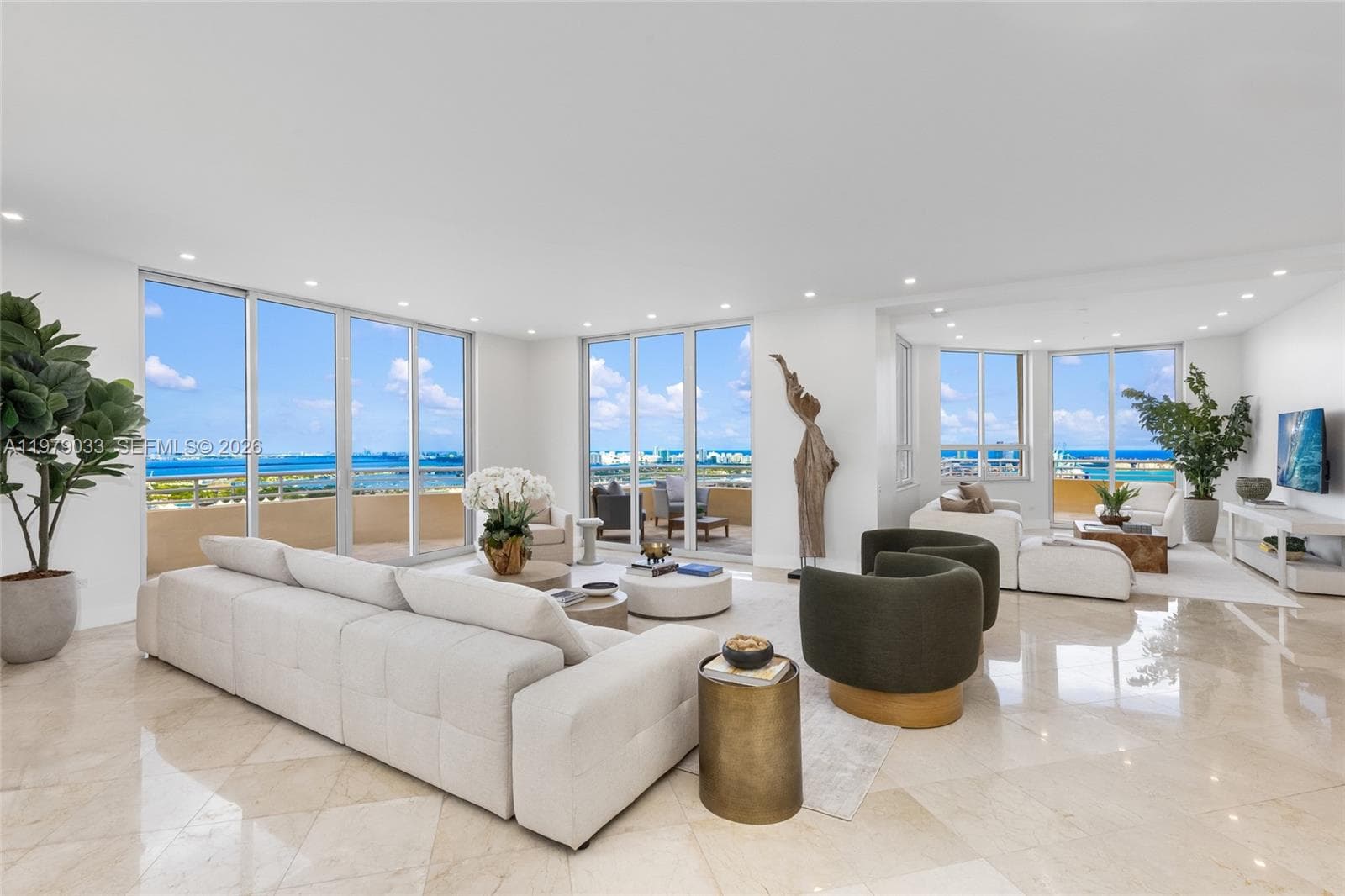 808 Brickell Key Dr # 3901, Miami, FL 33131