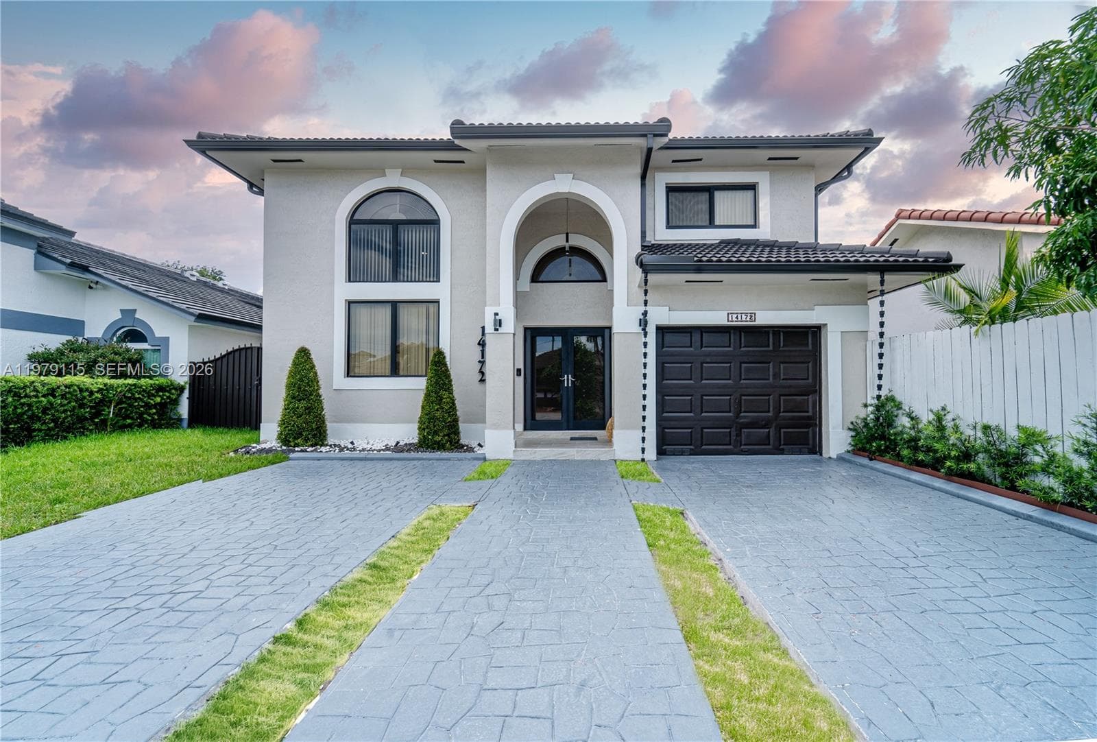 14172 NW 87th Ct, Miami Lakes, FL 33018 — zdjęcie 2