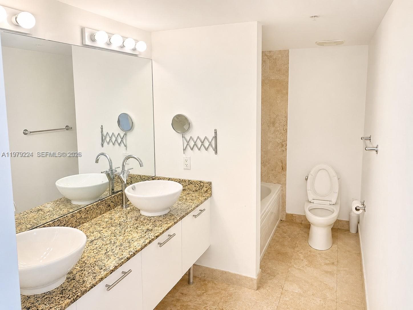 41 SE 5th St # 907, Miami, FL 33131 — zdjęcie 5