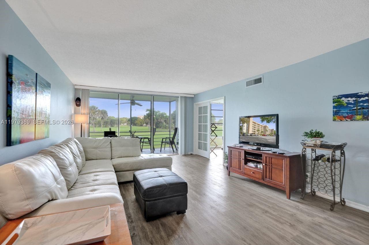 2651 S Course Dr # 203, Pompano Beach, FL 33069 — zdjęcie 3