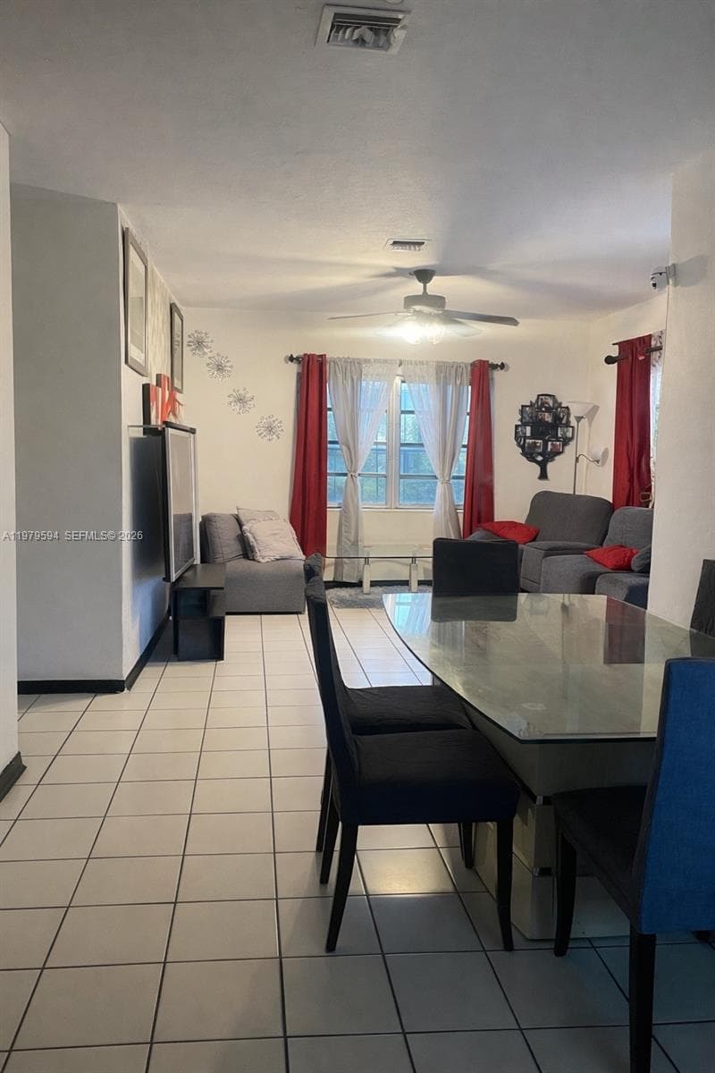 631 Jann Ave, Opa-Locka, FL 33054 — zdjęcie 4