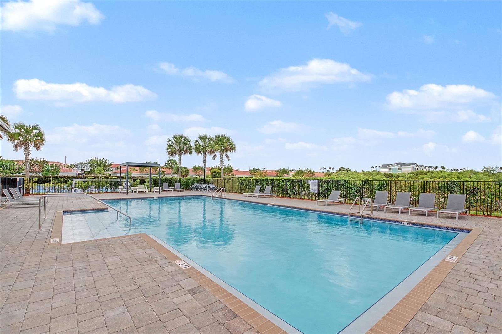 445 NE 4th St, Florida City, FL 33034 — zdjęcie 4