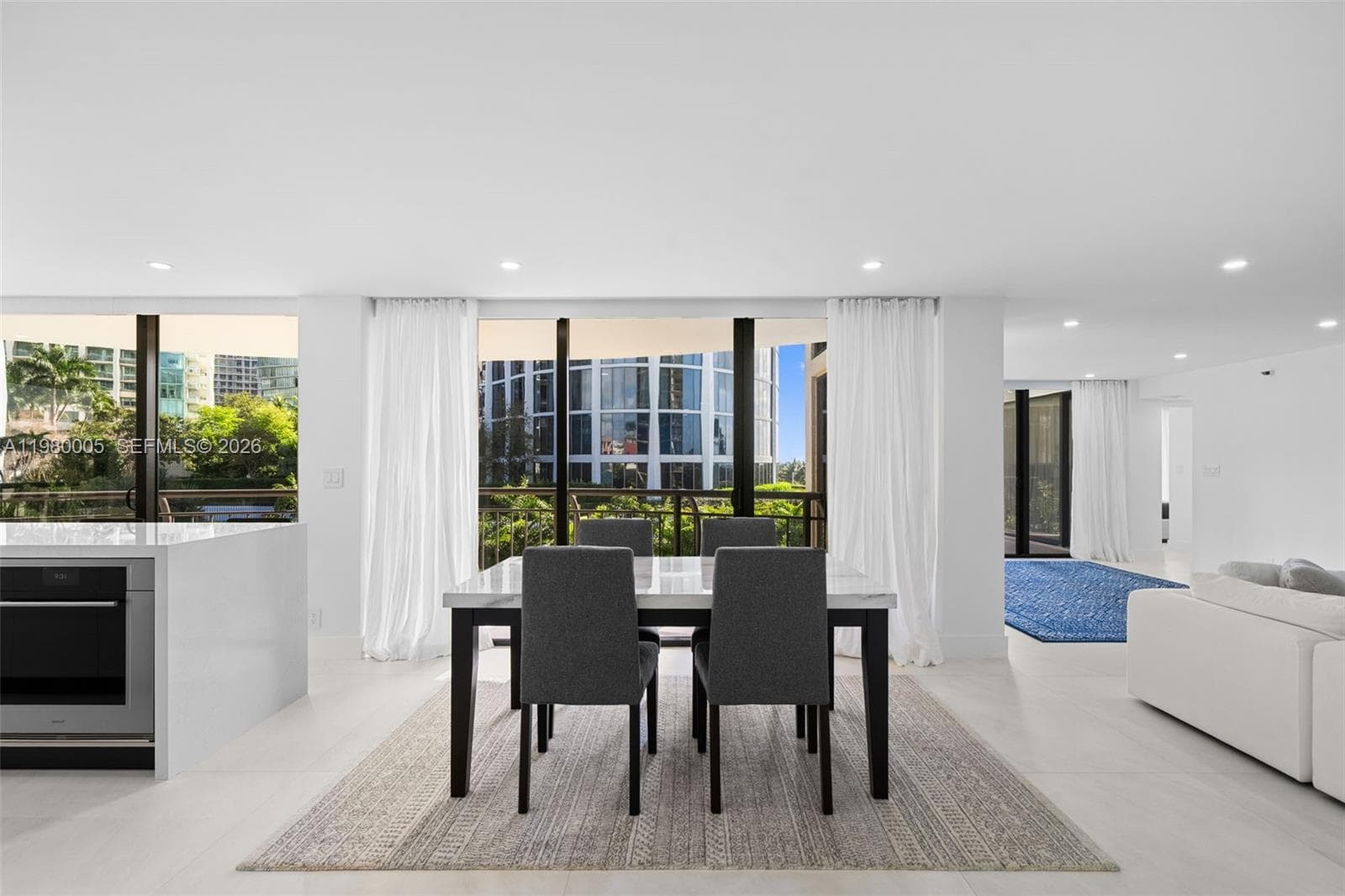 2843 S Bayshore Dr # 5F, Miami, FL 33133 — zdjęcie 2