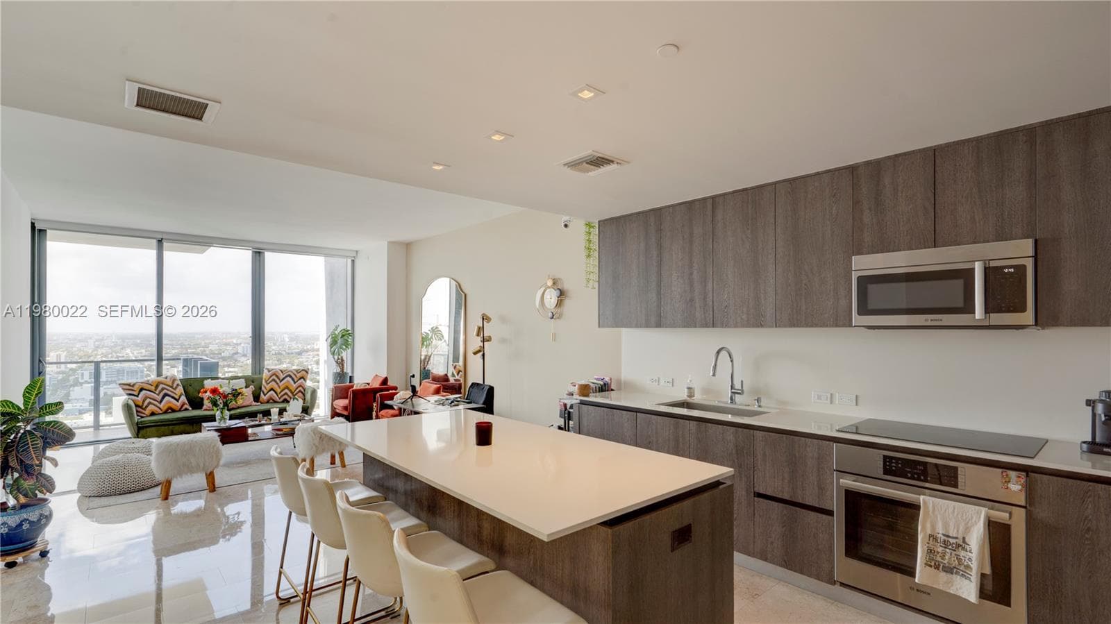 88 SW 7th St # 2706, Miami, FL 33130 — zdjęcie 2