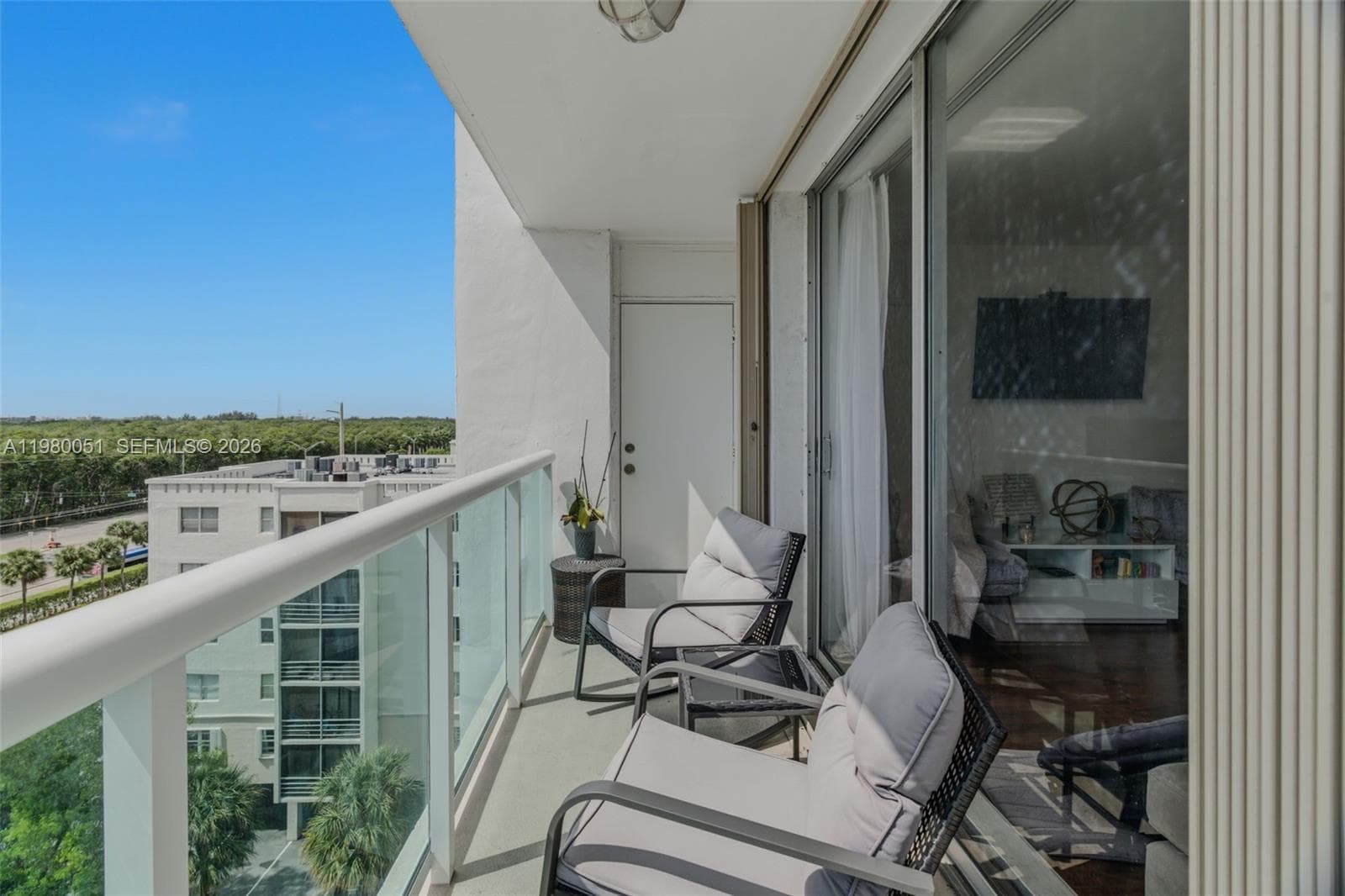 2841 NE 163rd St # 802, North Miami Beach, FL 33160 — zdjęcie 2