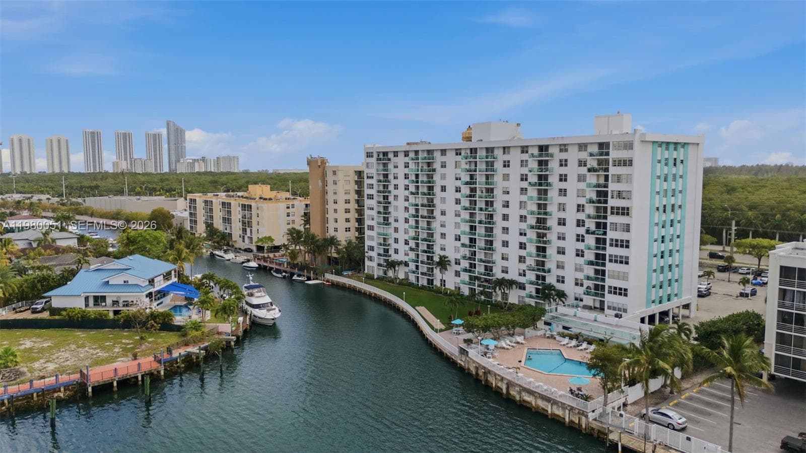 2841 NE 163rd St # 802, North Miami Beach, FL 33160 — zdjęcie 4