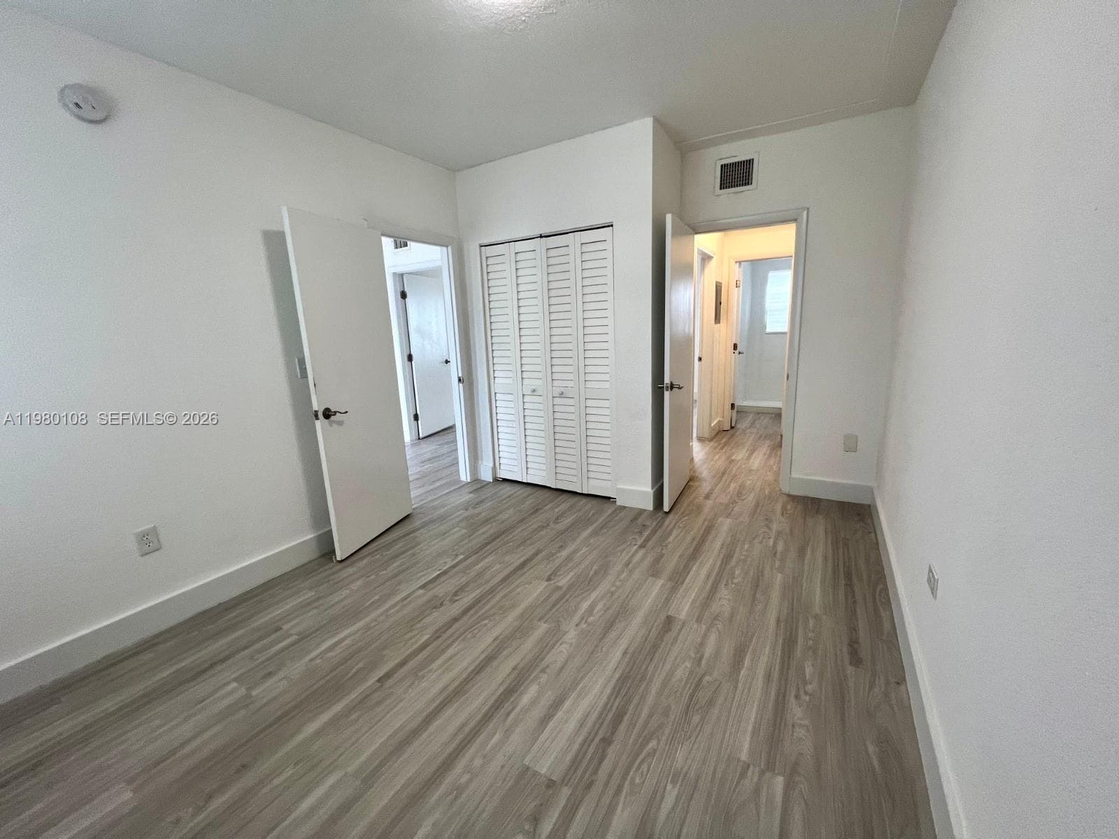 1900 Calais Dr # 1904, Miami Beach, FL 33141 — zdjęcie 4