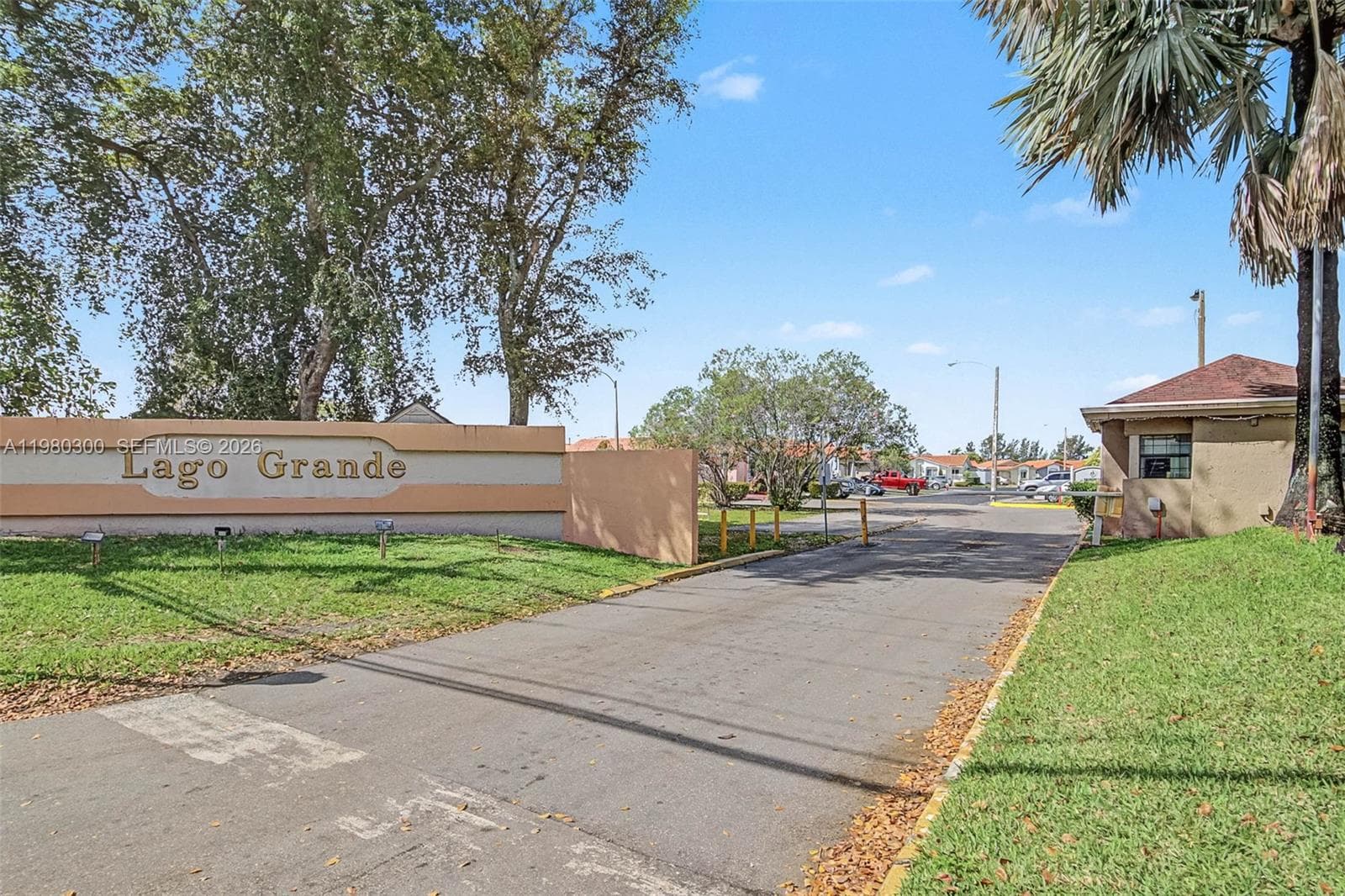 6525 W 26th Dr # 204-37, Hialeah, FL 33016 — zdjęcie 2