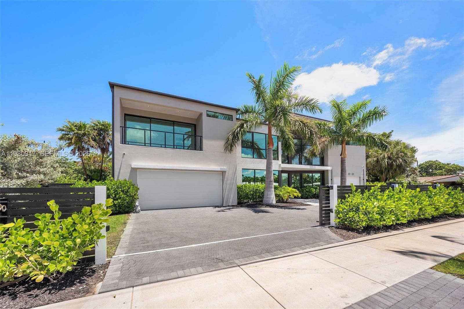 2500 Middle River Dr, Fort Lauderdale, FL 33305 — zdjęcie 4