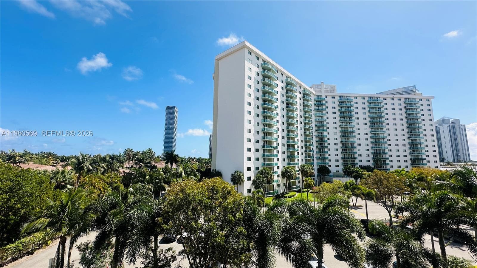 19390 Collins Ave # 424, Sunny Isles Beach, FL 33160