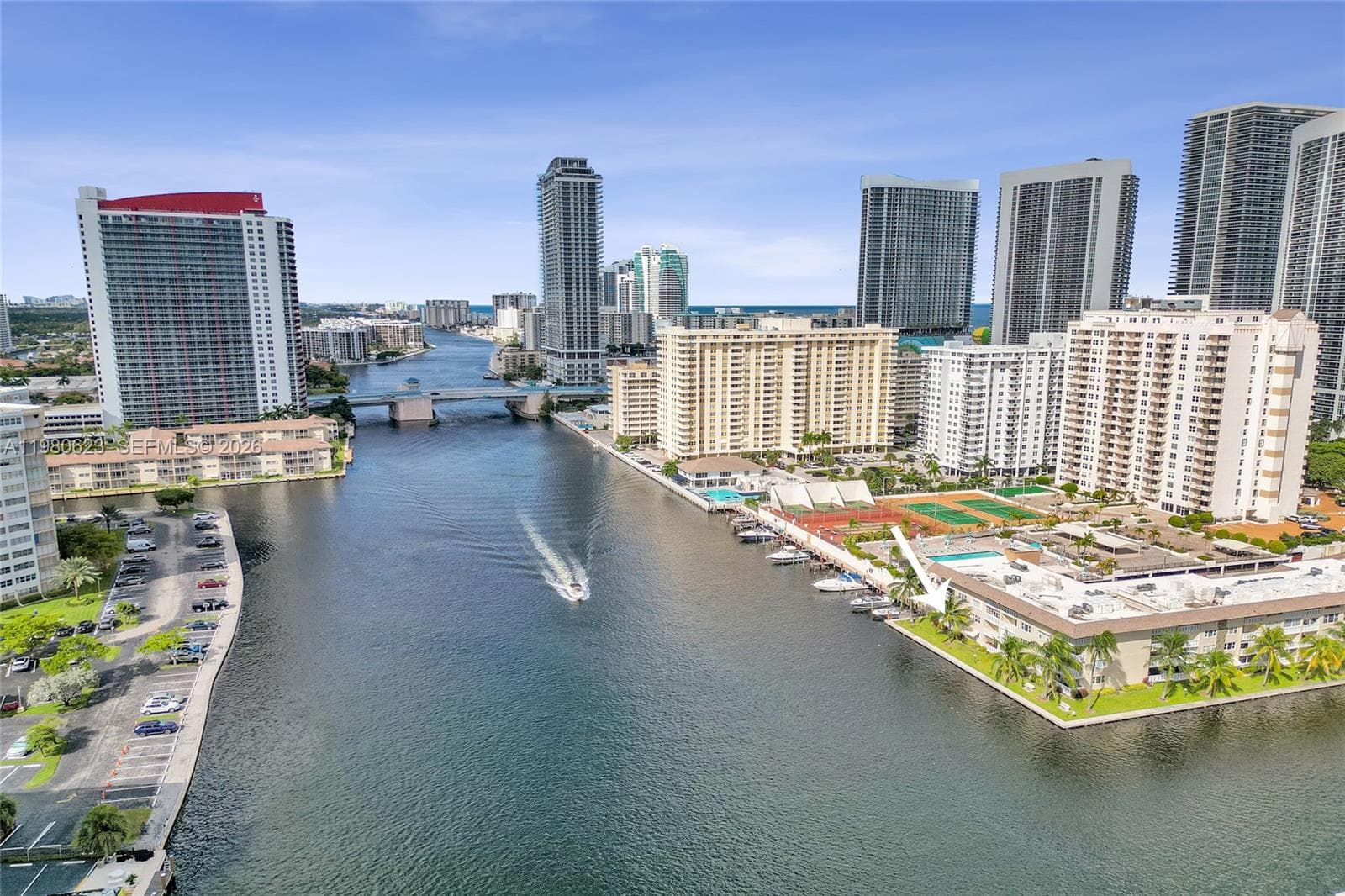 1889 S Ocean Dr # 114, Hallandale Beach, FL 33009 — zdjęcie 2
