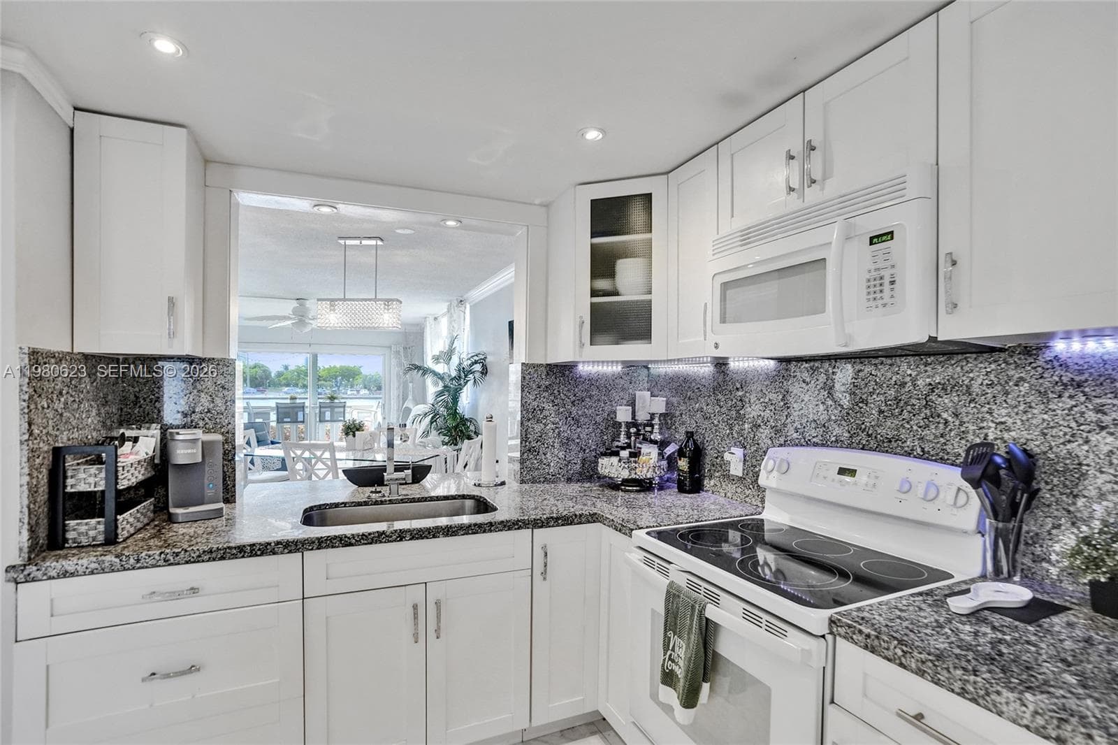 1889 S Ocean Dr # 114, Hallandale Beach, FL 33009 — zdjęcie 5