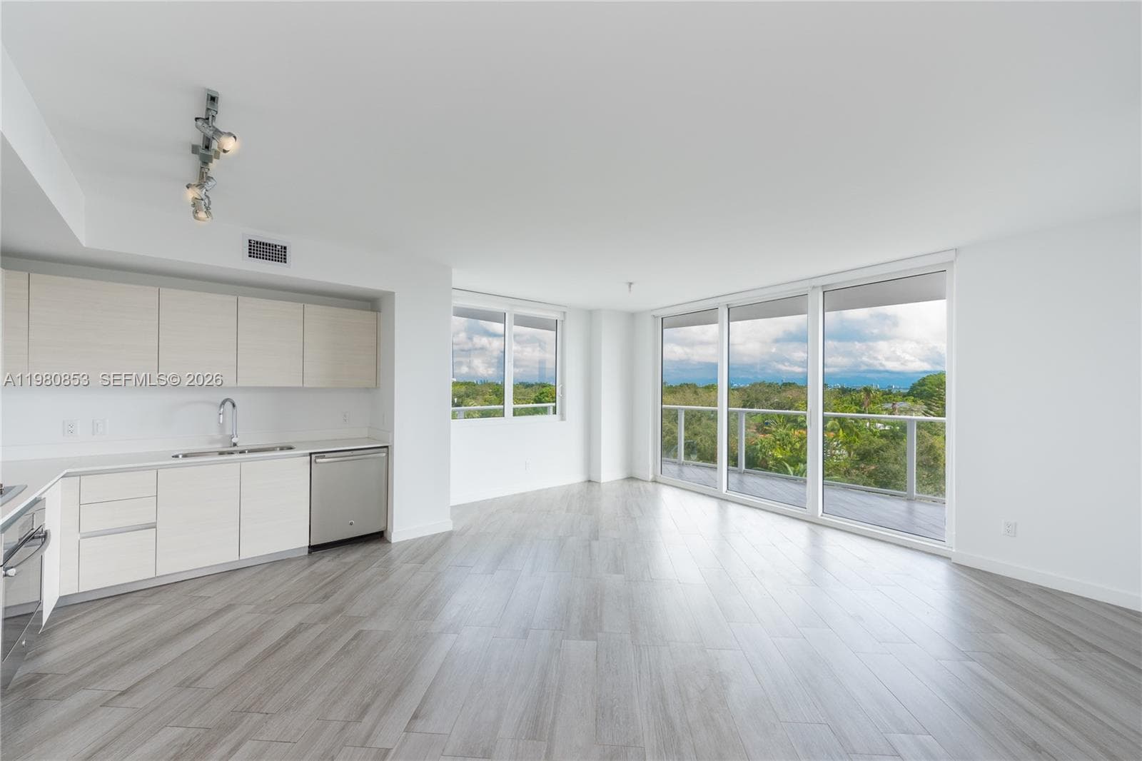 4250 Biscayne Blvd # 502, Miami, FL 33137