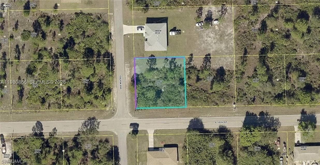 2806 E 2ND ST, Lehigh Acres, FL 33936