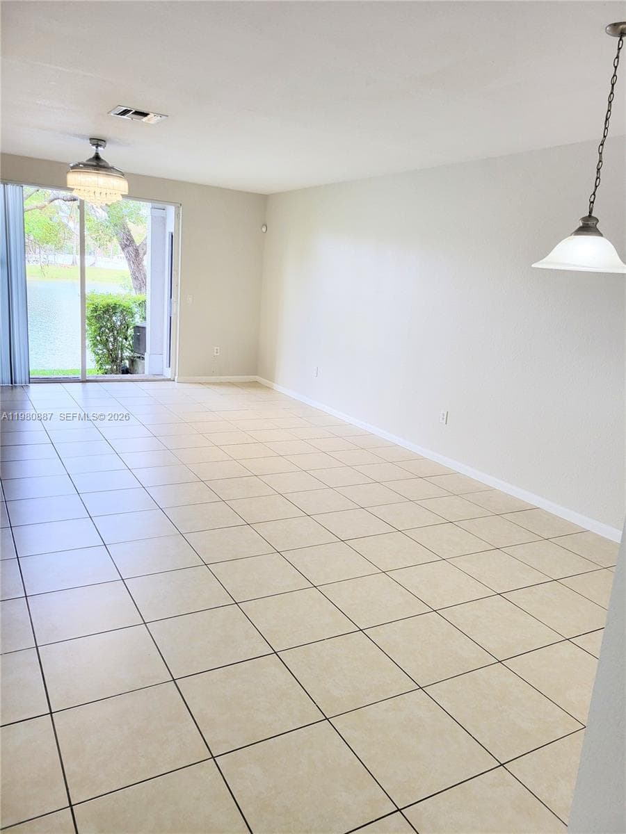 8263 SW 27th St # 102, Miramar, FL 33025 — zdjęcie 3