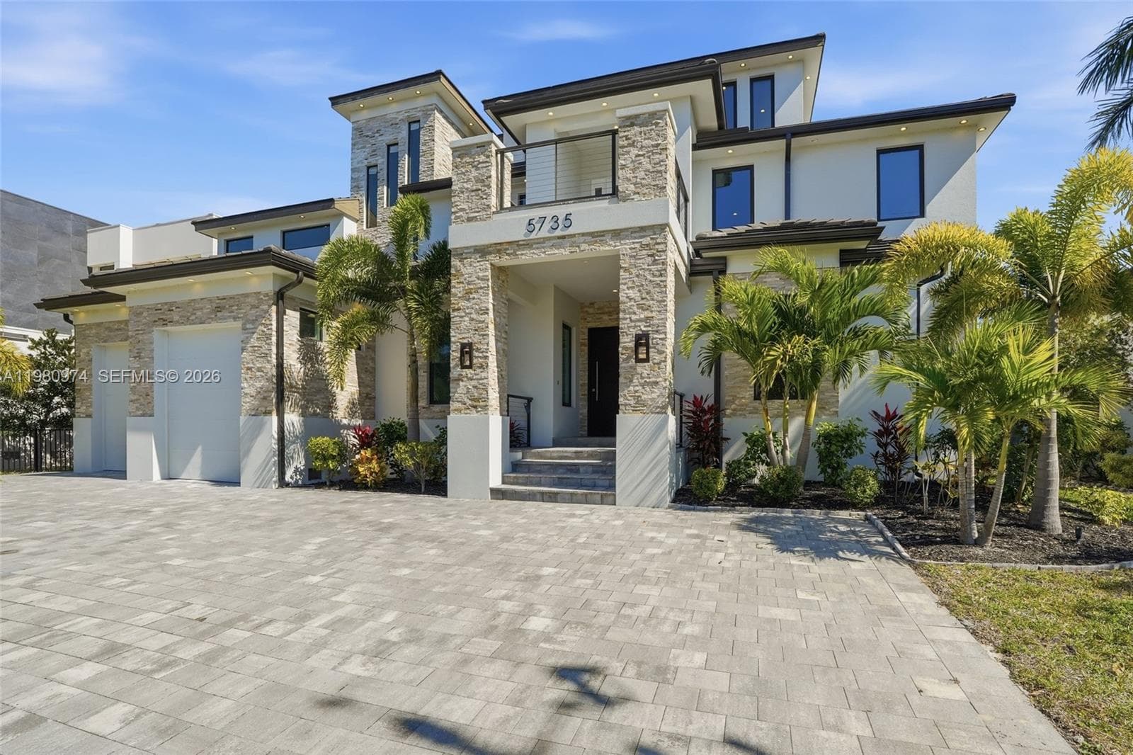 5735 Riverside Dr, Cape Coral, FL 33904 — zdjęcie 3