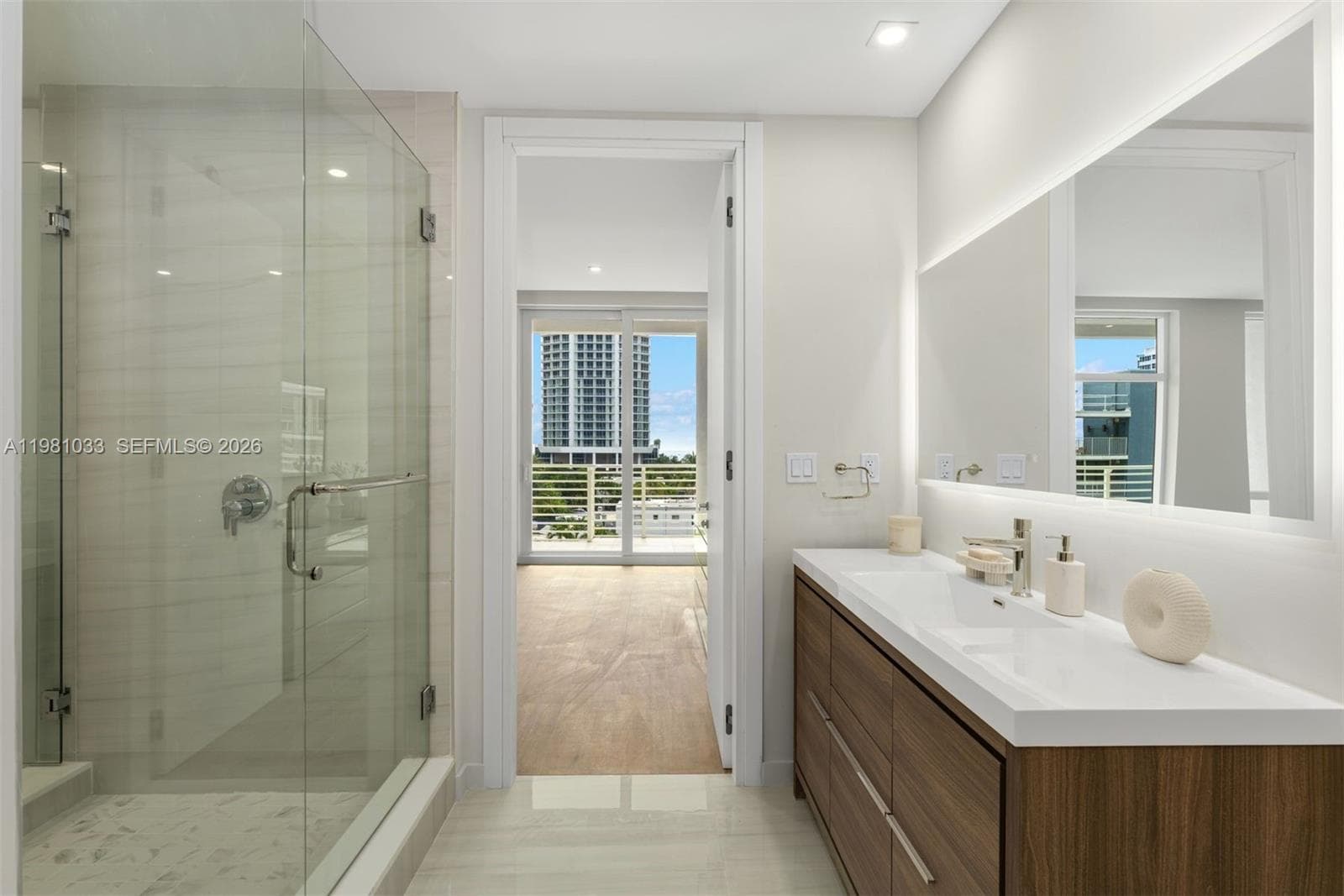 527 Orton Ave # 902, Fort Lauderdale, FL 33304 — zdjęcie 5