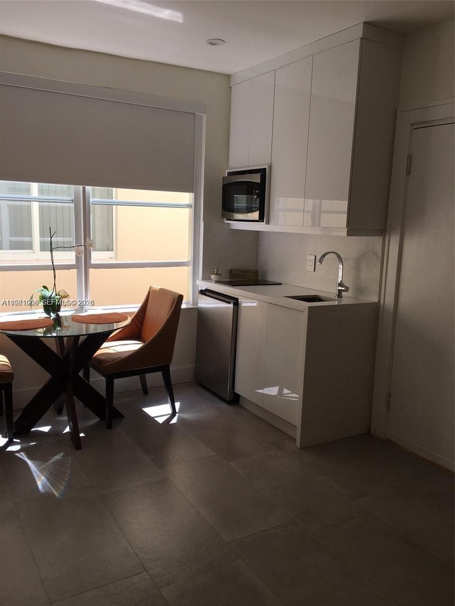 119 Menores Ave # 8A, Coral Gables, FL 33134 — zdjęcie 4