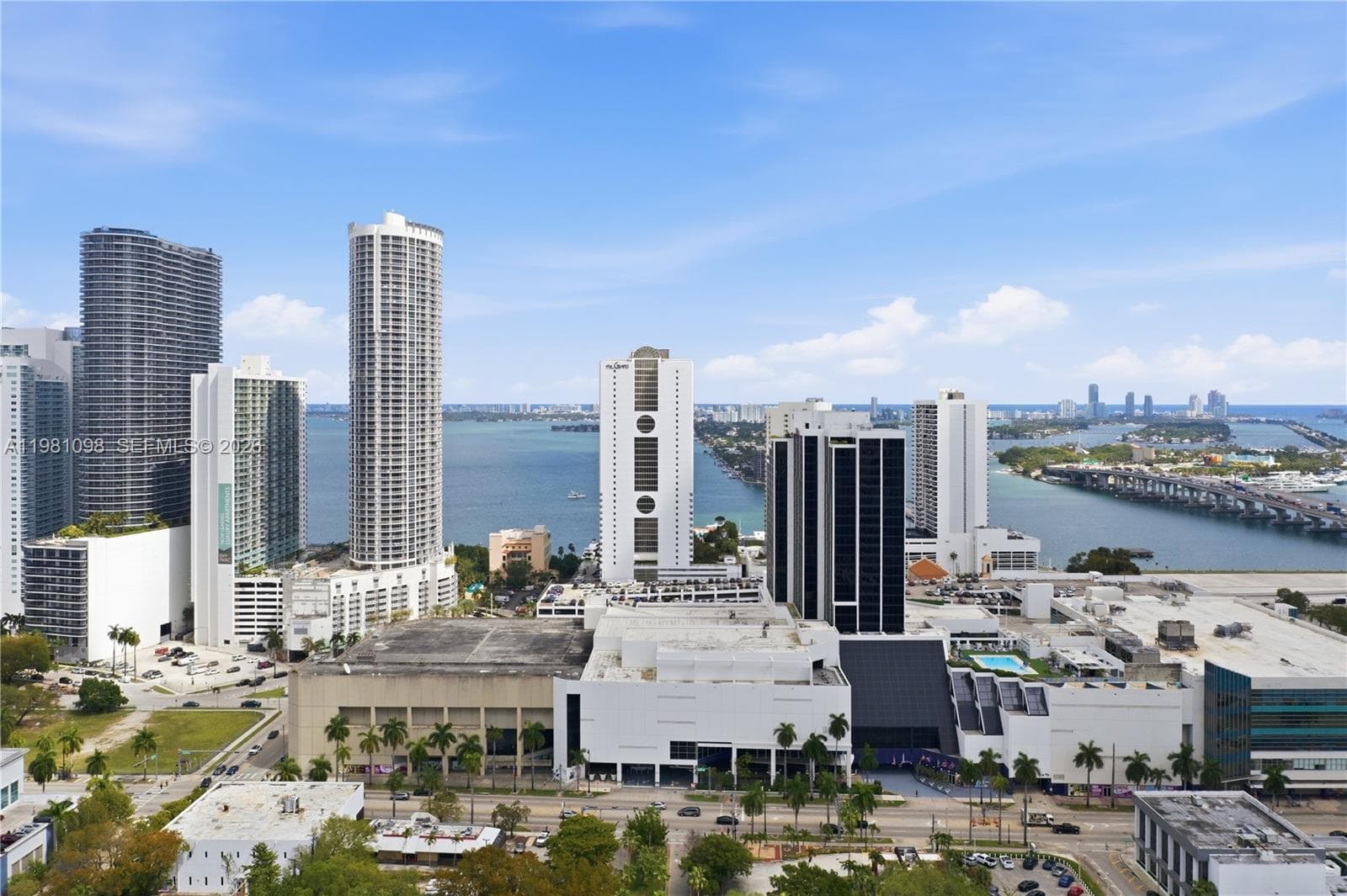 1600 NE 1st Ave # 1610, Miami, FL 33132 — zdjęcie 3