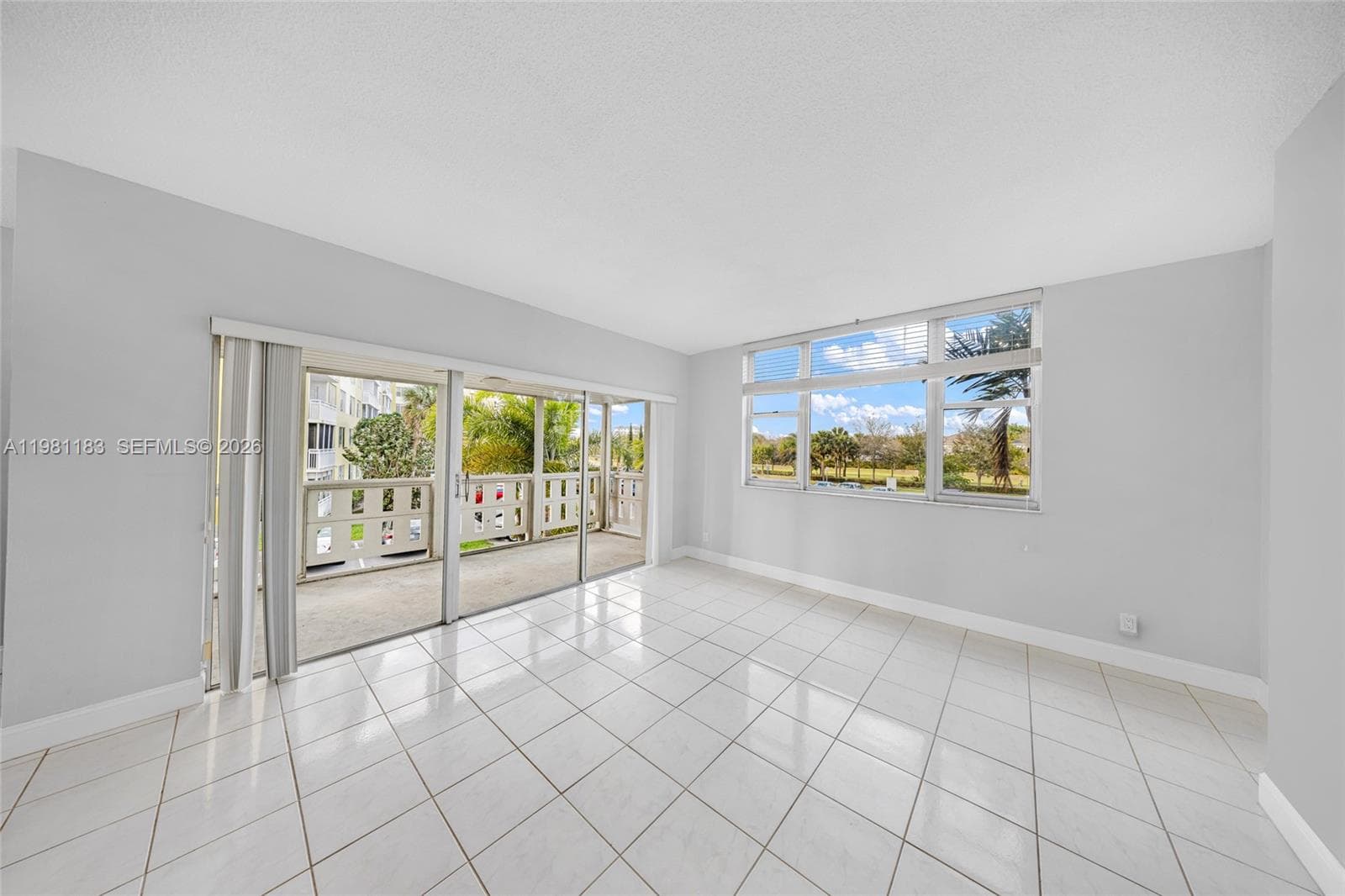 4350 Hillcrest Dr # 200, Hollywood, FL 33021 — zdjęcie 4