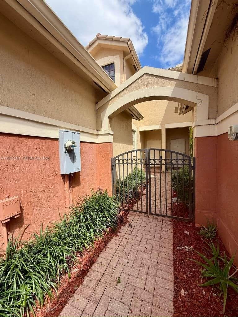 3813 Tree Top Dr, Weston, FL 33332 — zdjęcie 3