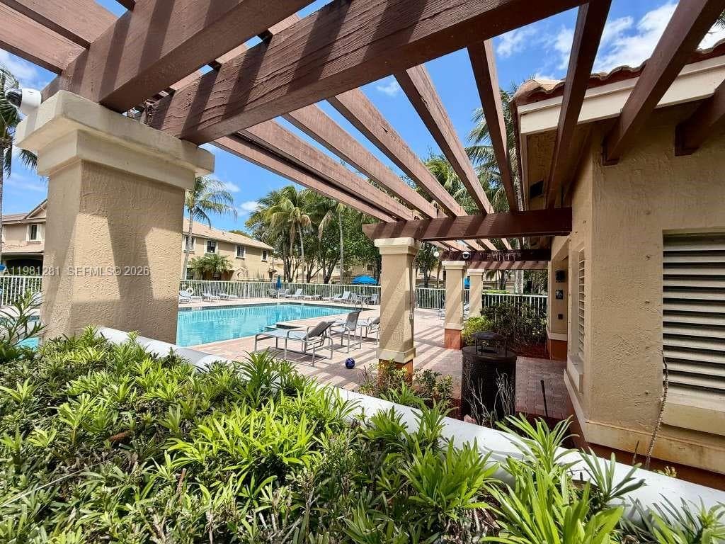 3813 Tree Top Dr, Weston, FL 33332 — zdjęcie 4