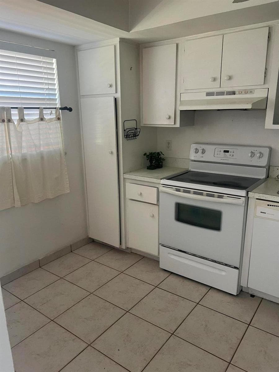 1151 Carlton Court # 103, Fort Pierce, FL 34949 — zdjęcie 3