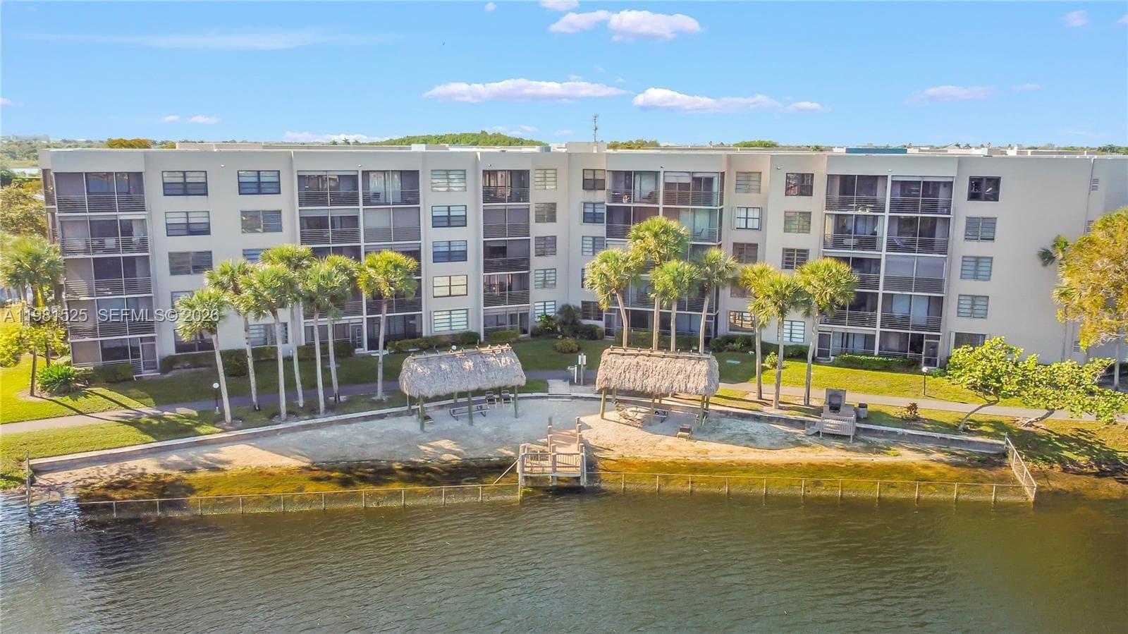 1100 Colony Point Cir # 201, Pembroke Pines, FL 33026